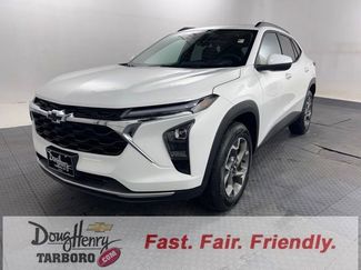 New 2025 Chevrolet Trax LT w/ Sunroof Package video 1