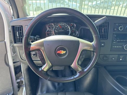 Used 2019 Chevrolet Express 3500 Extended w/ Driver Convenience Package image 7