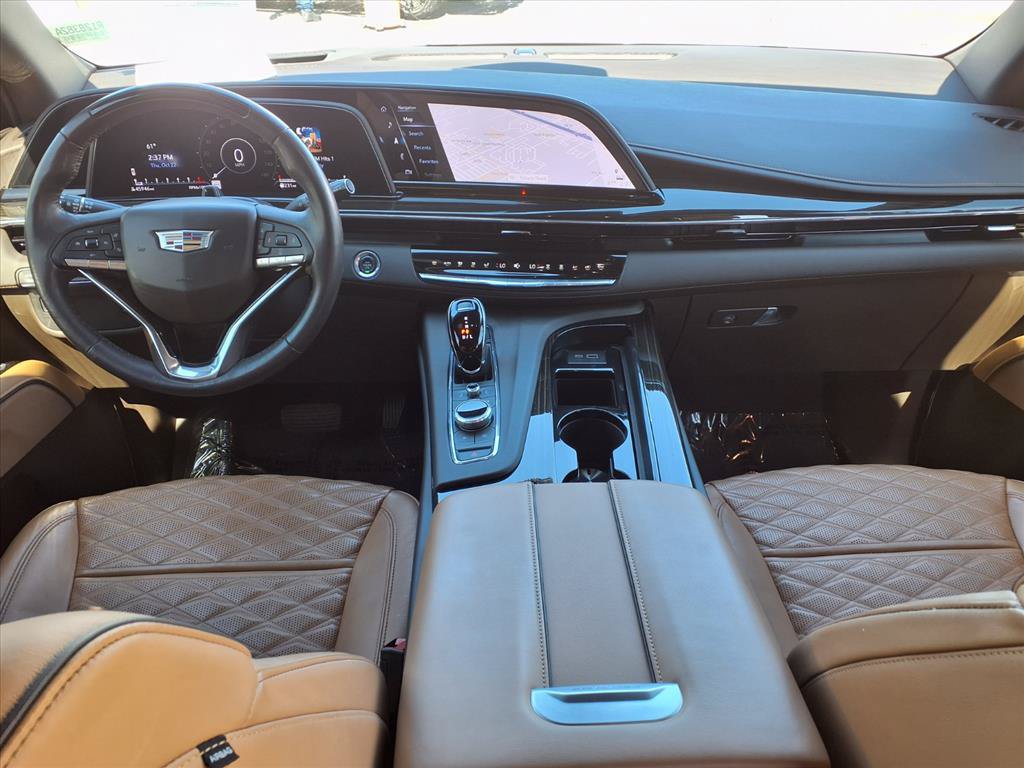 Used 2023 Cadillac Escalade ESV Premium Luxury AWD/4WD image 17