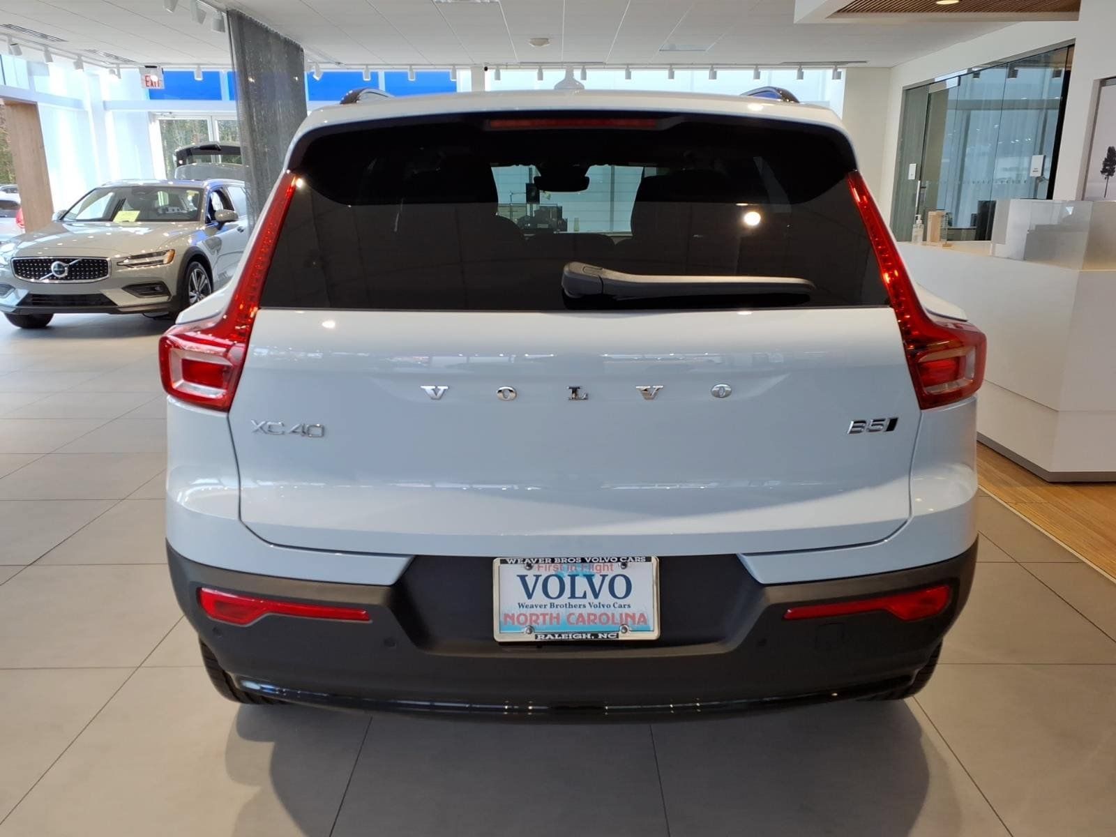 New 2026 Volvo XC40 B5 Plus w/ Protection Package Premier AWD/4WD image 6