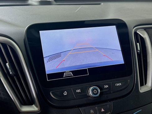 Used 2024 Chevrolet Malibu LT image 10