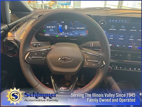 New 2026 Chevrolet Equinox EV RS AWD/4WD image 24