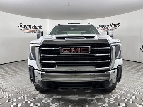 Used 2026 GMC Sierra 2500 SLT w/ SLT Convenience Package AWD/4WD image 2
