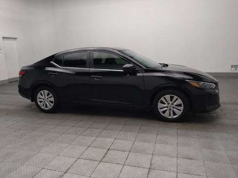 Used 2025 Nissan Sentra S FWD image 11