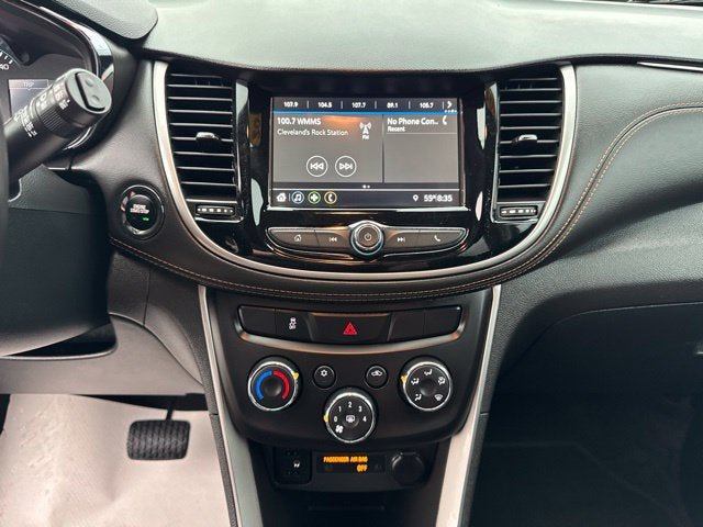 Used 2019 Chevrolet Trax LT w/ LT Convenience Package AWD/4WD image 14