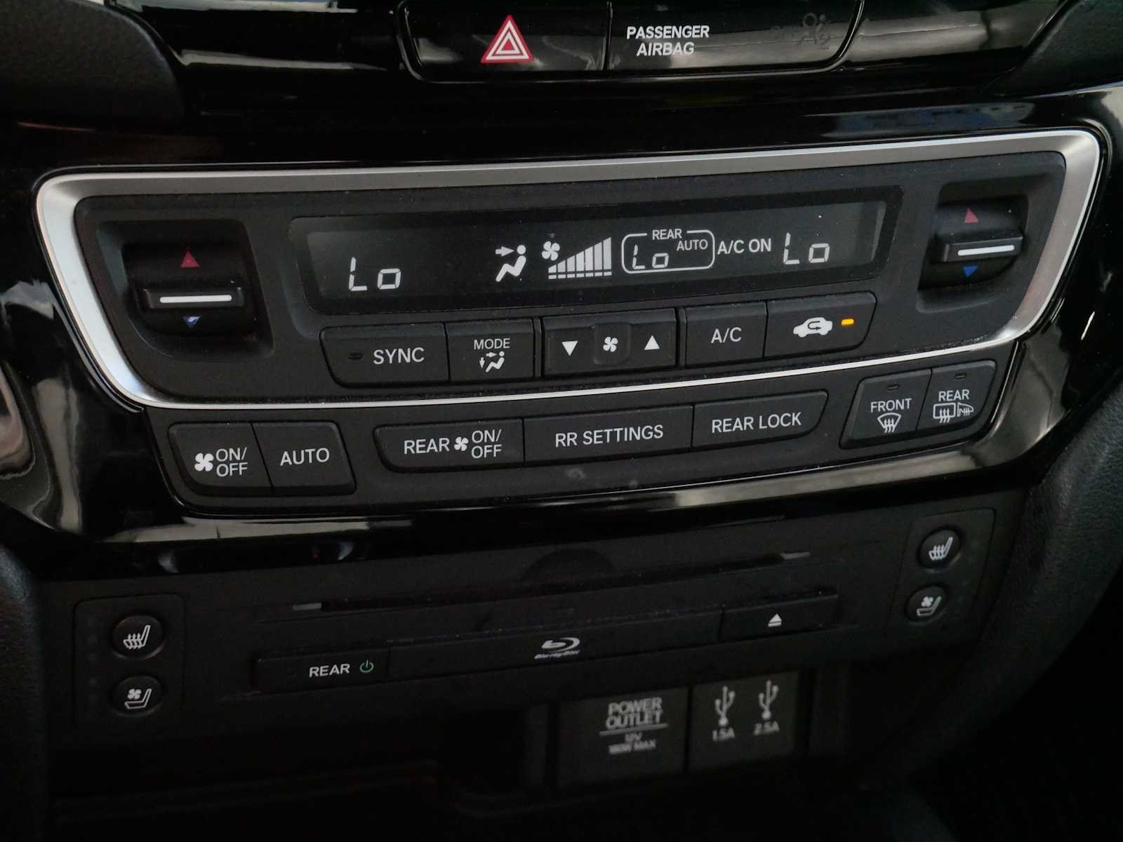 Used 2016 Honda Pilot Elite image 23