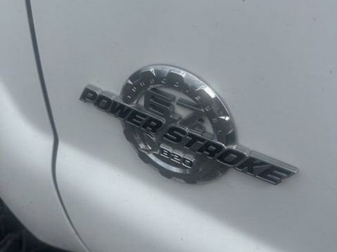 Used 2016 Ford F250 Lariat w/ Lariat Ultimate Package AWD/4WD image 21