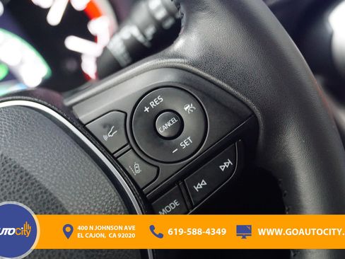 Used 2023 Toyota RAV4 XLE Premium FWD image 22