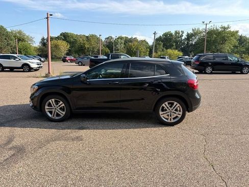 Used 2020 Mercedes-Benz GLA 250 4MATIC image 28