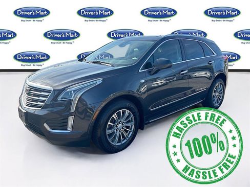 Used 2017 Cadillac XT5 Luxury w/ Driver Awareness Package image 3