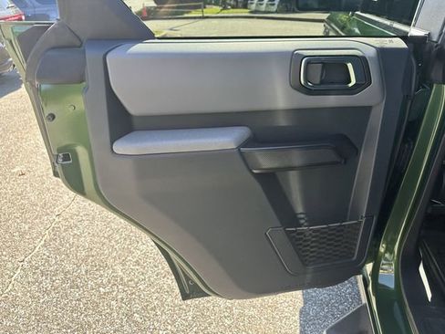 Used 2024 Ford Bronco Everglades image 21