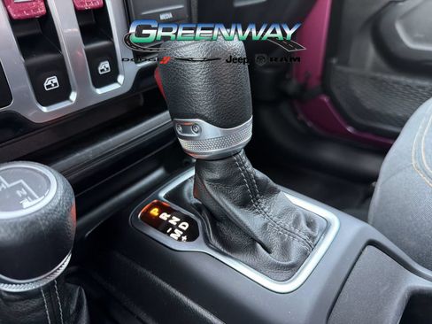Used 2024 Jeep Wrangler Sport AWD/4WD image 25