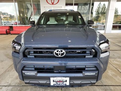 New 2026 Toyota 4Runner SR5 image 5