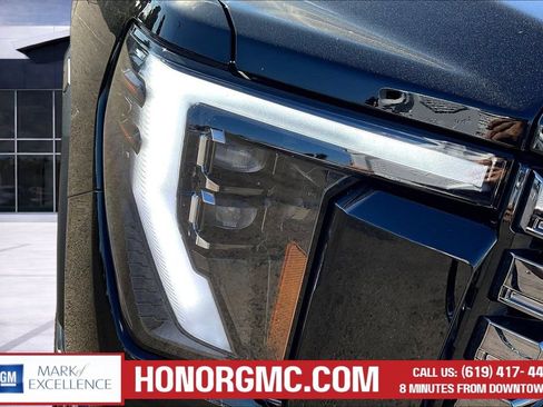 Used 2025 GMC Sierra 3500 Denali Ultimate AWD/4WD image 33