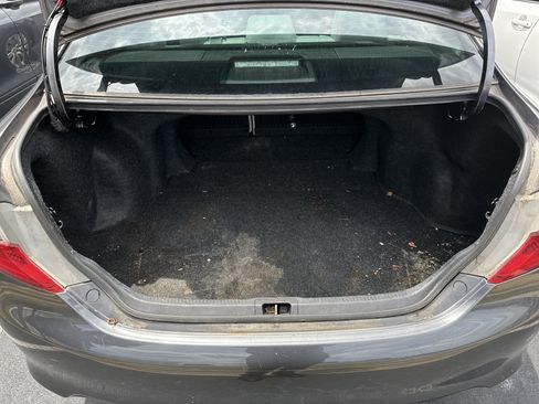 Used 2014 Toyota Camry LE FWD image 22