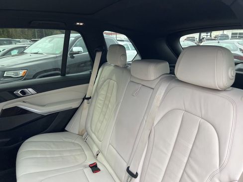 Used 2020 BMW X5 sDrive40i w/ M Sport Package image 28