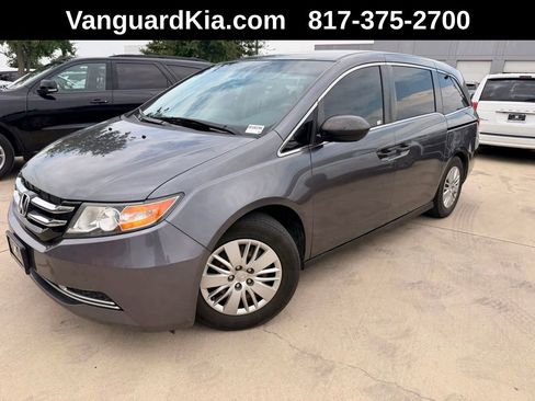 Used 2014 Honda Odyssey LX image 1