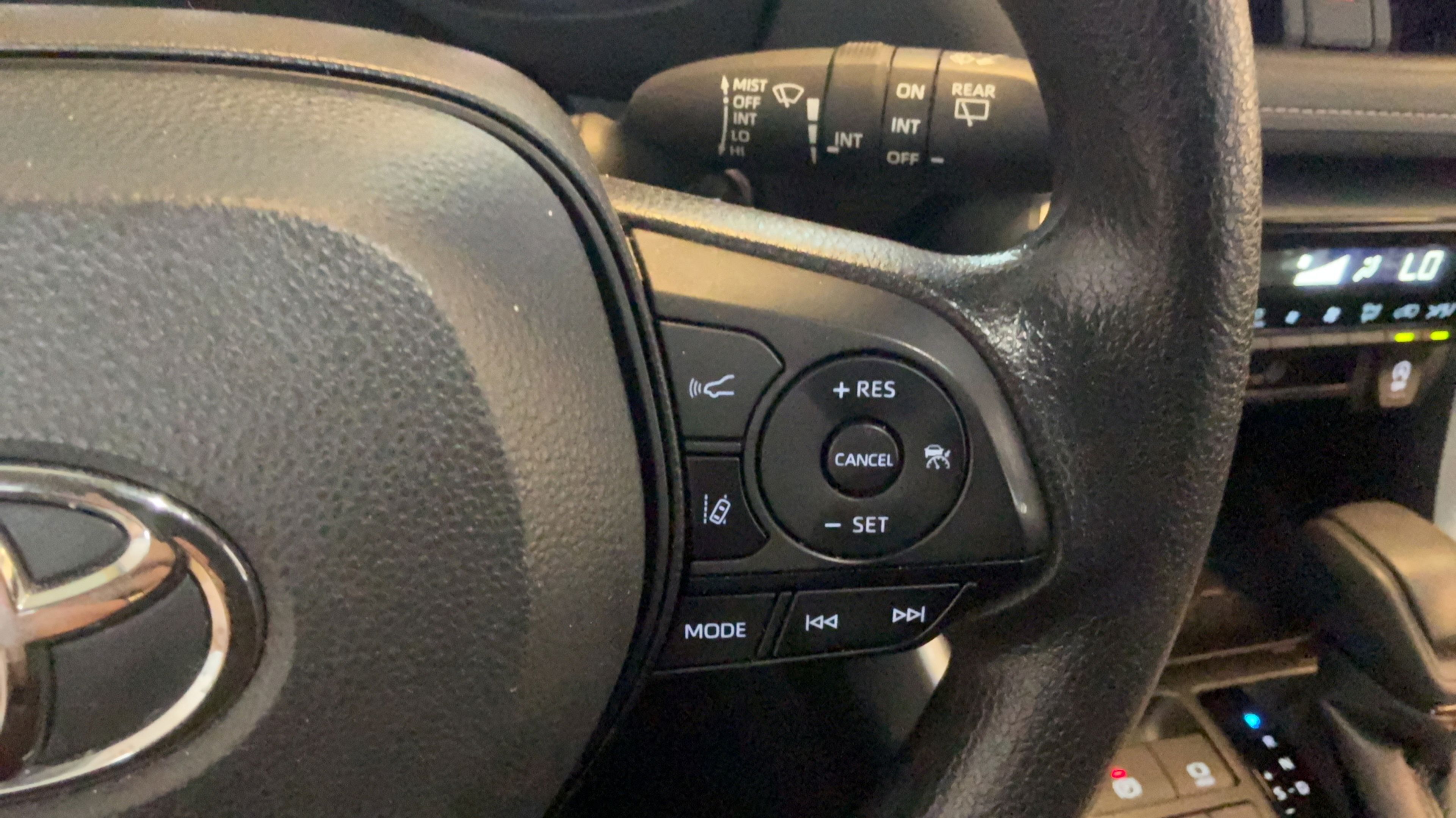 Certified 2025 Toyota RAV4 XLE AWD/4WD image 21