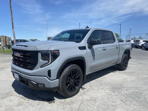 Used 2024 GMC Sierra 1500 Elevation AWD/4WD image 3