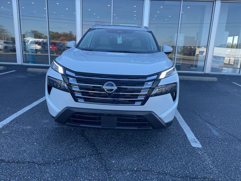 New 2026 Nissan Rogue SV image 3