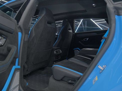 Used 2024 Lamborghini Urus Performante AWD/4WD image 48