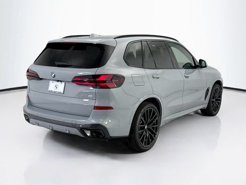 New 2026 BMW X5 xDrive40i w/ M Sport Package AWD/4WD image 5