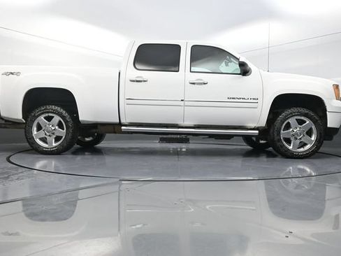 Used 2012 GMC Sierra 2500 Denali AWD/4WD image 38