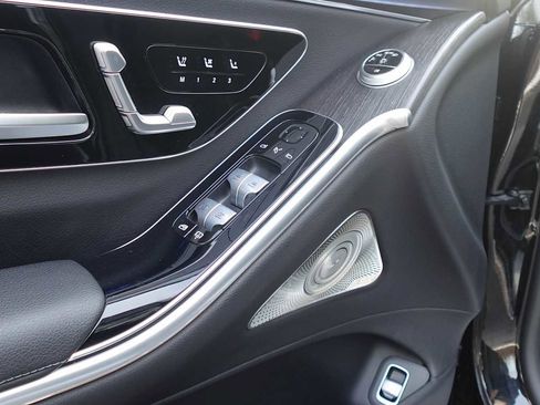 Certified 2022 Mercedes-Benz S 580 4MATIC Sedan image 19