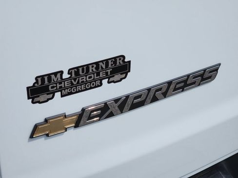 Used 2025 Chevrolet Express 3500 LS RWD image 12