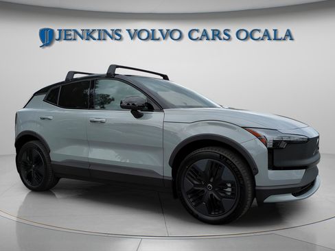 New 2026 Volvo EX30 Cross Country Ultra w/ Protection Package Premier image 2