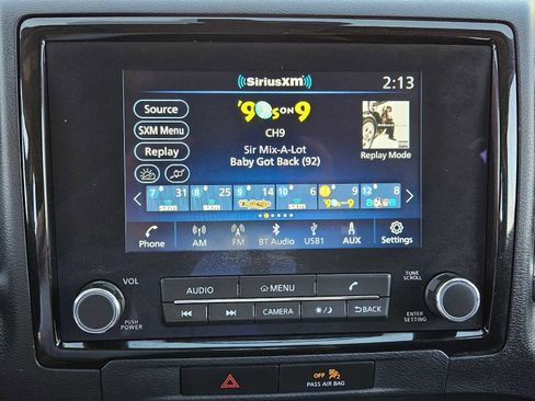 Used 2023 Nissan Frontier SV w/ SV Convenience Package image 23