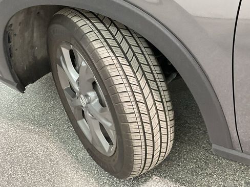 Certified 2026 Honda HR-V LX image 34