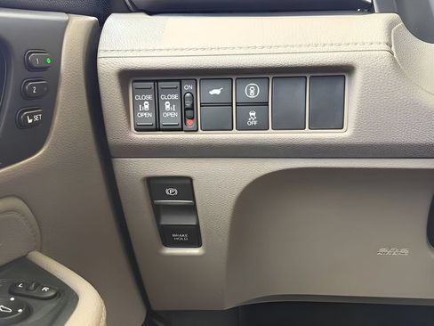 Used 2024 Honda Odyssey EX-L image 15