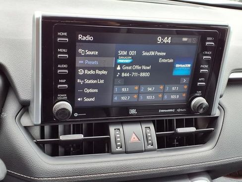 Used 2019 Toyota RAV4 Limited AWD/4WD image 5