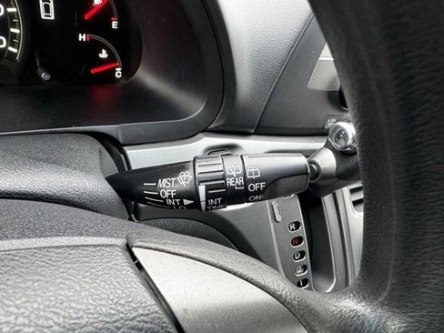 Used 2005 Honda Odyssey EX image 28