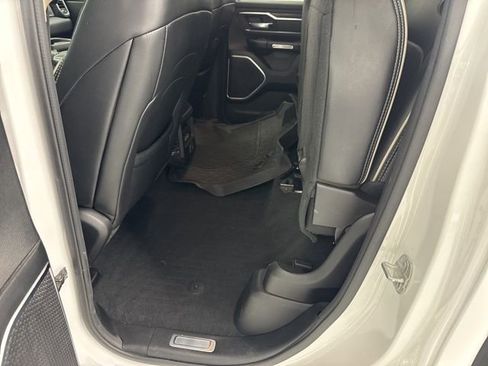 Used 2019 RAM 1500 Laramie image 21