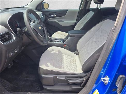 Used 2024 Chevrolet Equinox LS w/ Driver Confidence II Package FWD image 16