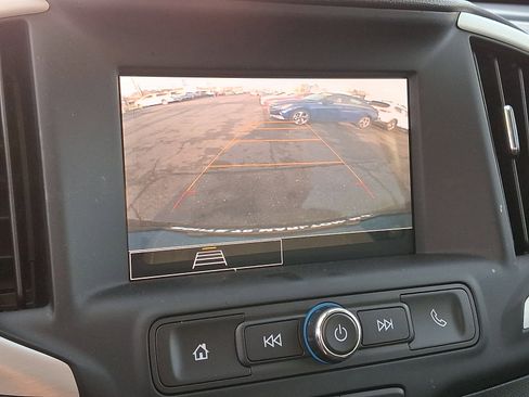 Certified 2023 GMC Terrain SLE w/ Driver Convenience Package AWD/4WD image 20