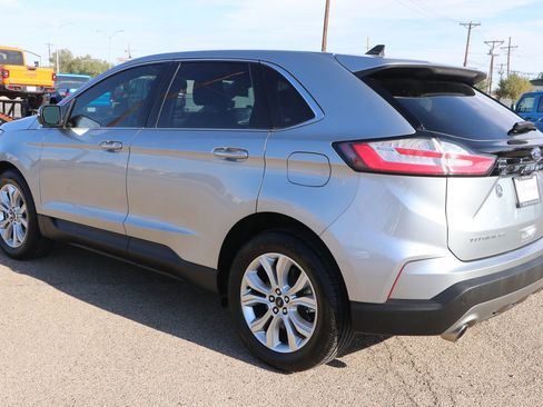 Used 2024 Ford Edge Titanium image 5