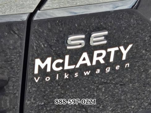 Used 2024 Volkswagen Atlas SE FWD image 13