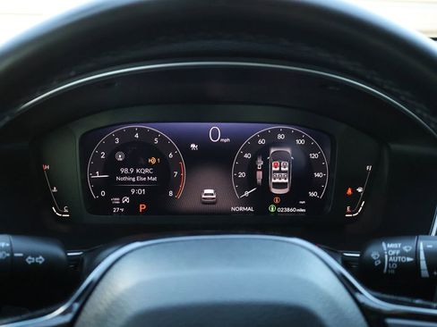 Certified 2025 Honda Civic Sport image 31