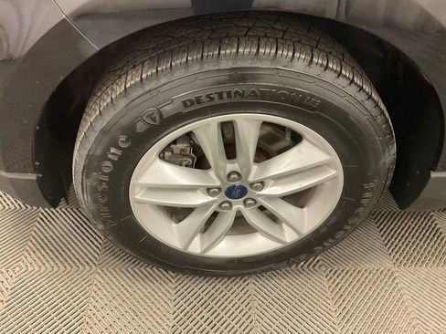 Used 2017 Ford Edge SEL w/ Equipment Group 201A image 9