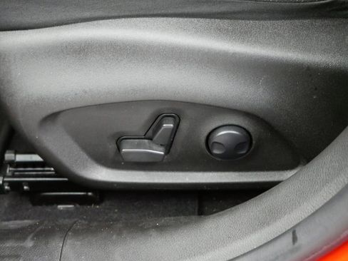 Used 2023 Jeep Renegade Limited w/ Sun/Sound Group image 20