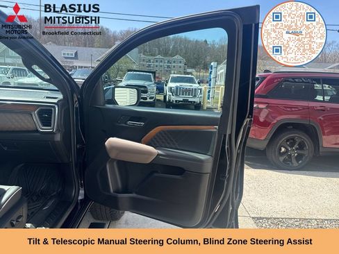 Used 2024 GMC Canyon Denali w/ LPO, Denali Black Edition AWD/4WD image 18