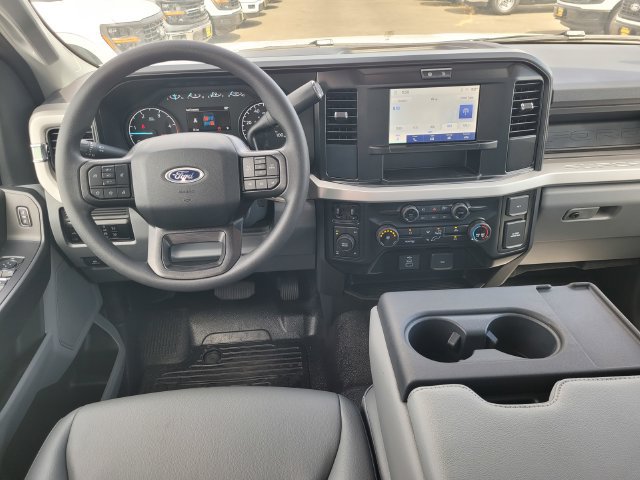 New 2026 Ford F350 XL w/ 360-Degree Camera Package AWD/4WD image 7