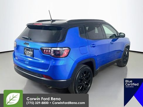 Used 2022 Jeep Compass Latitude w/ Sun and Sound Group AWD/4WD image 10