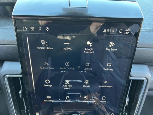 New 2026 GMC Yukon Denali w/ Sun & Power Step Package image 30