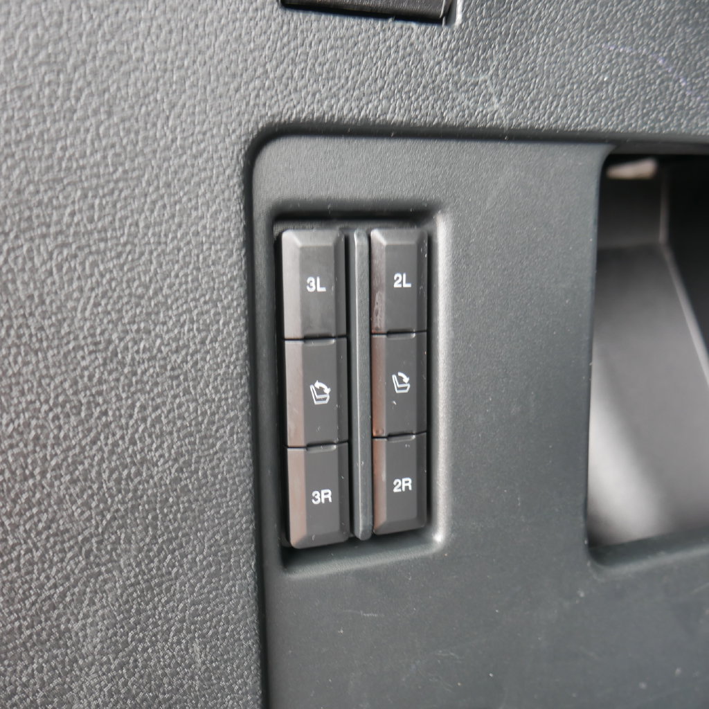 Used 2021 Ford Expedition Max Limited AWD/4WD image 22