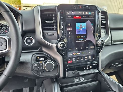 Used 2025 RAM 1500 Big Horn image 24