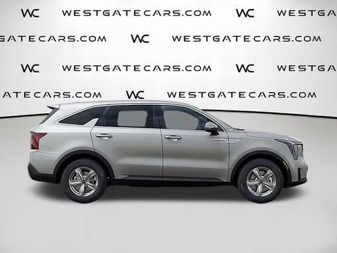 New 2026 Kia Sorento LX image 15
